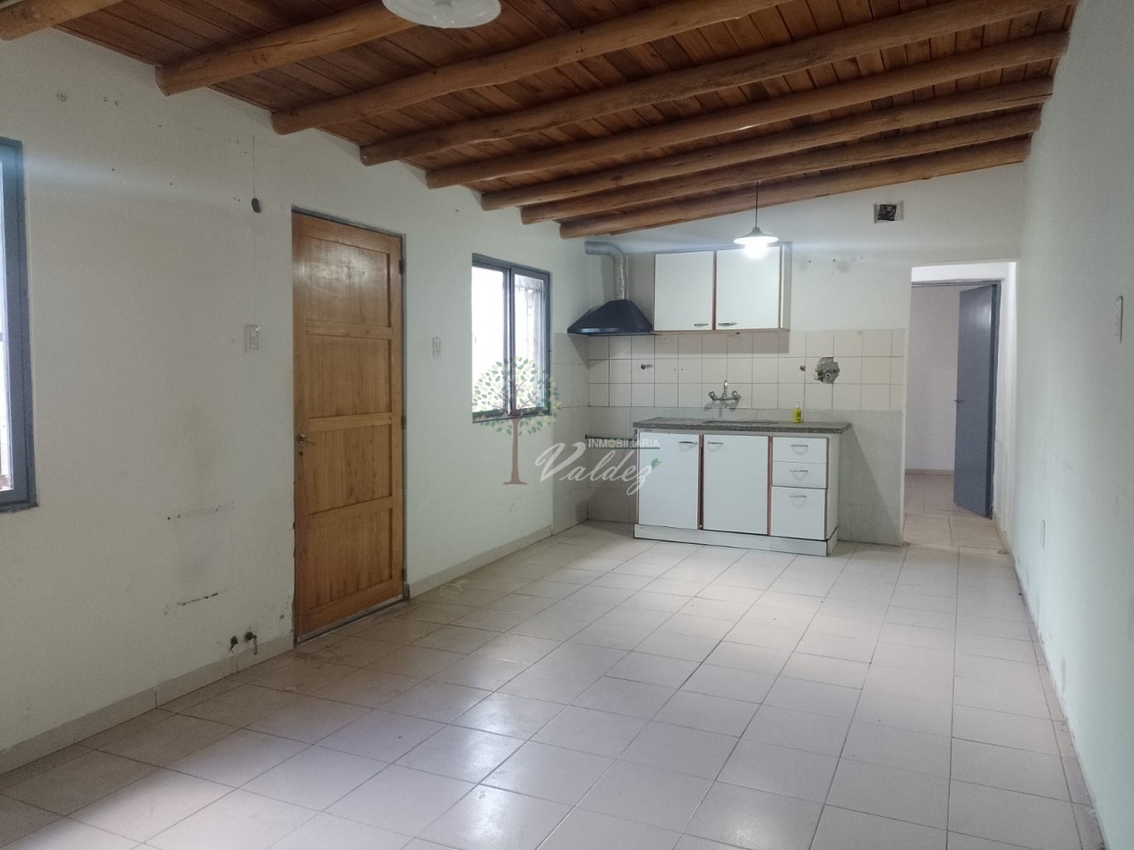 Casa a la Venta en B° Empleado de Comercio 2