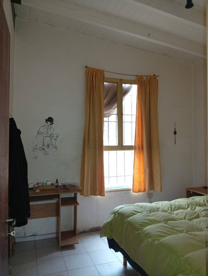 Propiedad en Villa 25 de Mayo: casa con amplio terreno