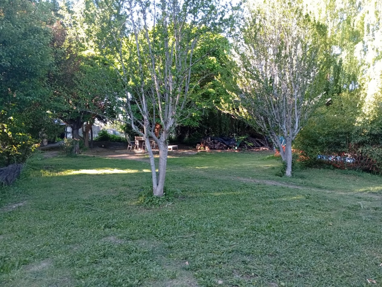 Propiedad en Villa 25 de Mayo: casa con amplio terreno