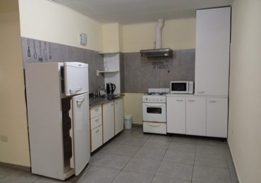 ALQUILO DEPARTAMENTO AMOBLADO EN PLANTA ALTA- AV. EL LIBERTADOR Y MENDOZA